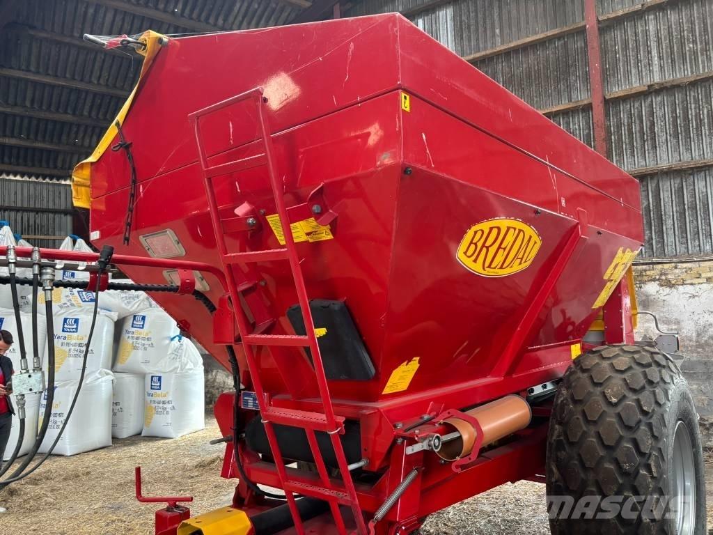Bredal K 65 미네랄 살포기