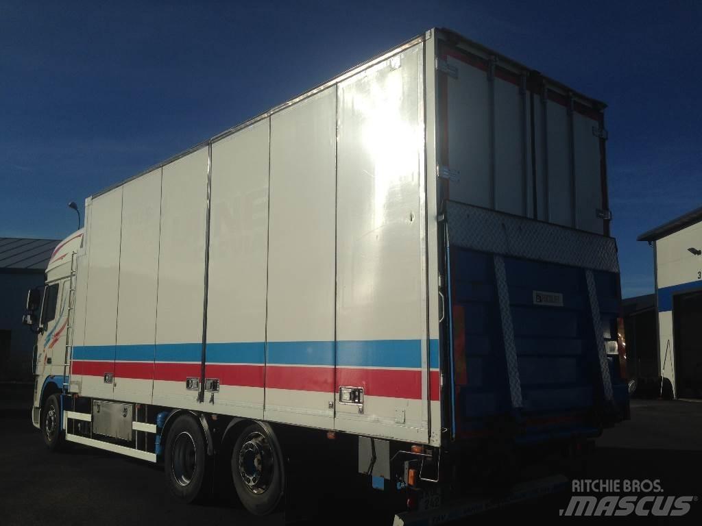 DAF XF105.510 6x2/48 탑차 트럭