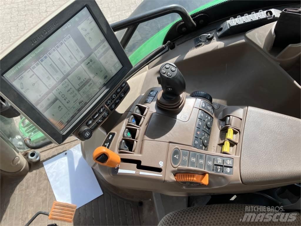 John Deere 6215 R 트랙터