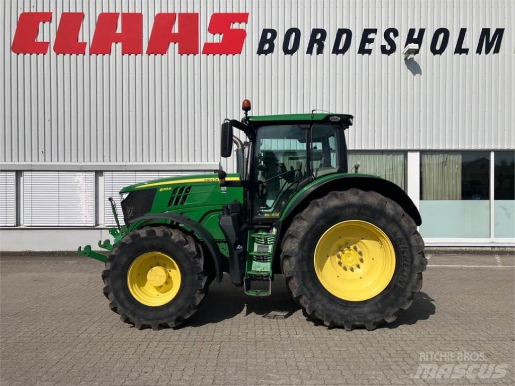 John Deere 6215 R 트랙터