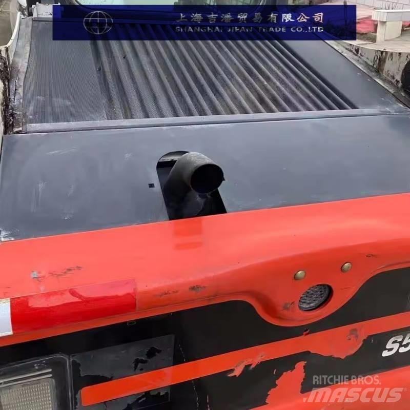 Bobcat S 550  휠로우더