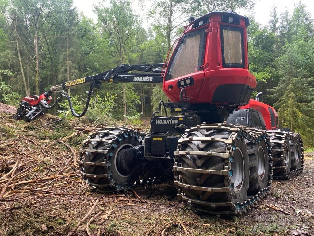 Komatsu 931 XC 원목 하베스터