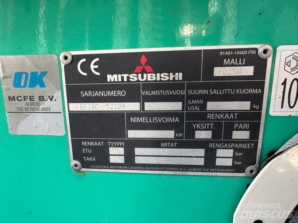 Mitsubishi FD25N 디젤 지게차