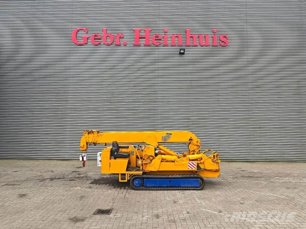 Unic URA 376 C 트랙 크레인