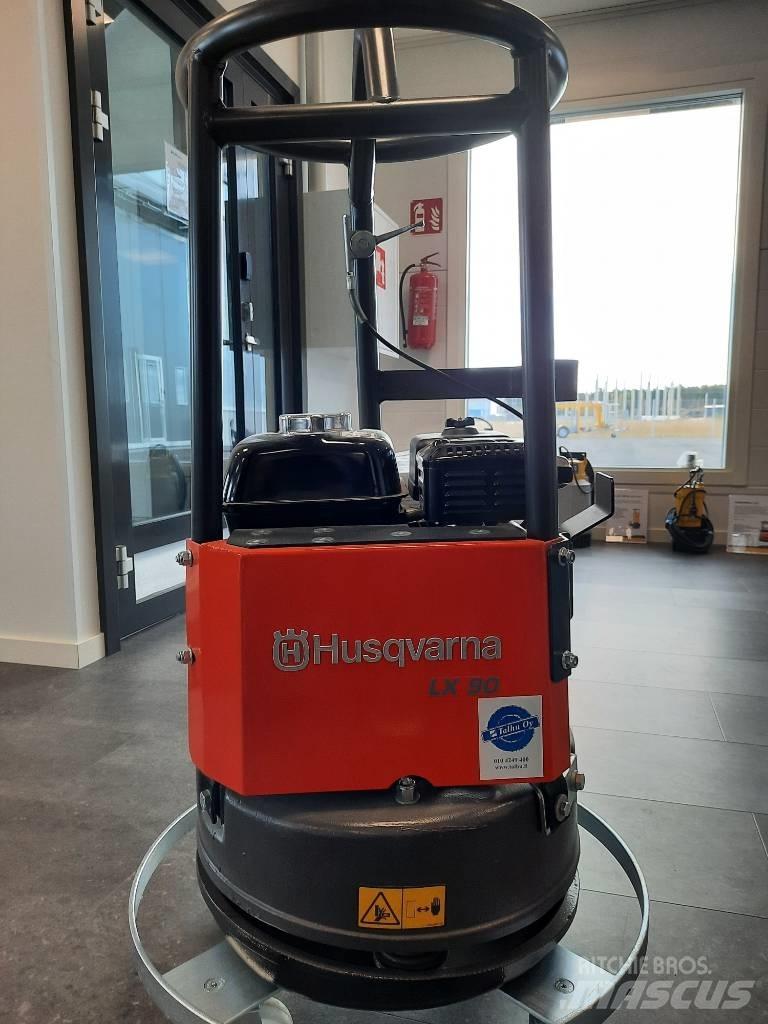 Husqvarna LX90 진동롤러
