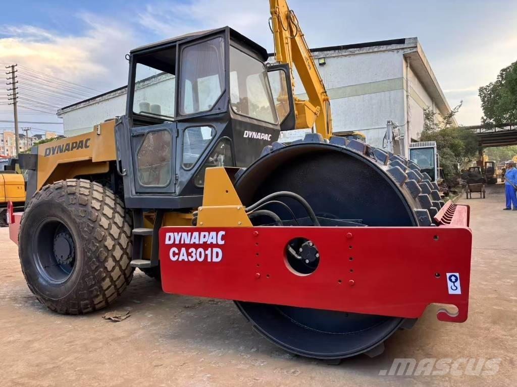Dynapac CA 301 D 싱글 드럼 롤러