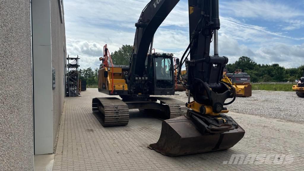 Volvo EC250EL 대형 굴삭기 29톤 이상