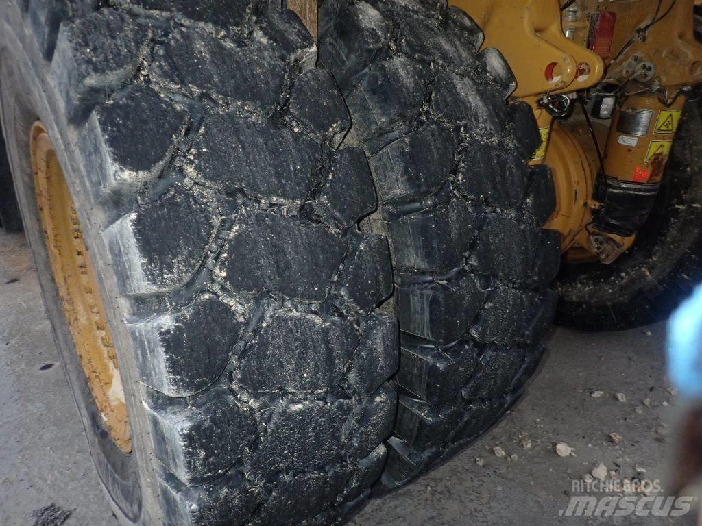 CAT 770 G 연결식 홀러