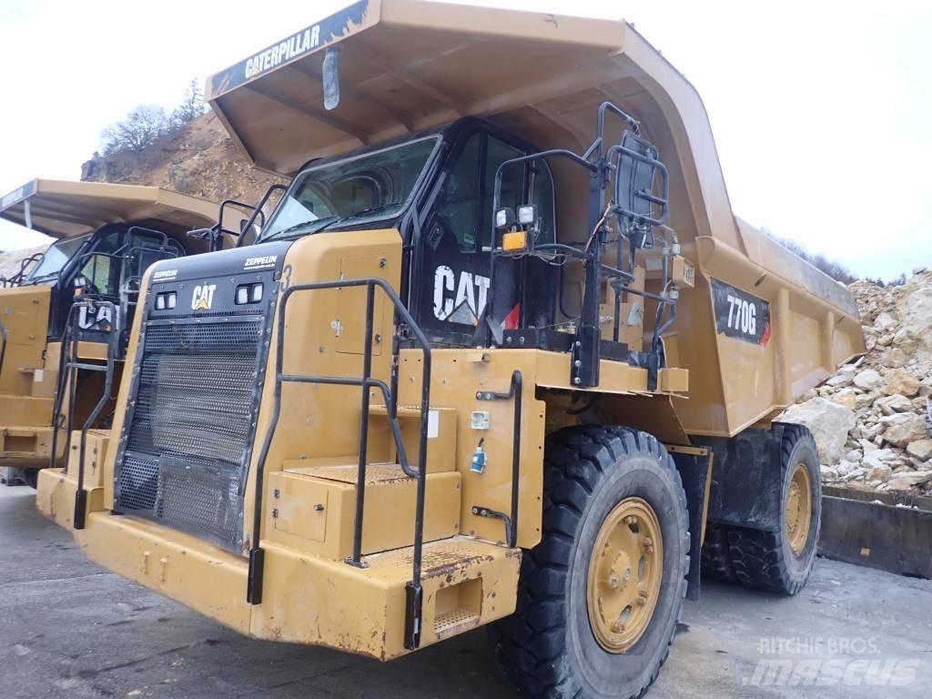 CAT 770 G 연결식 홀러