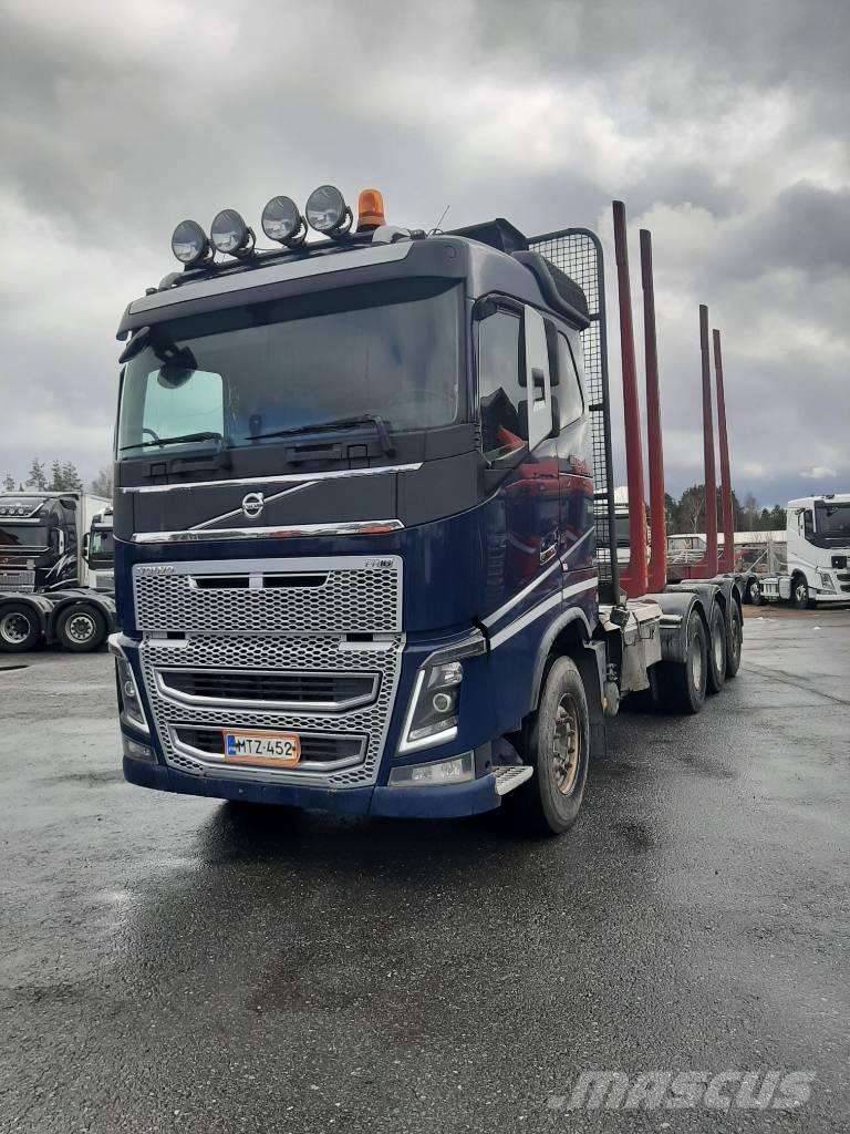 Volvo FH 16 목재 트럭