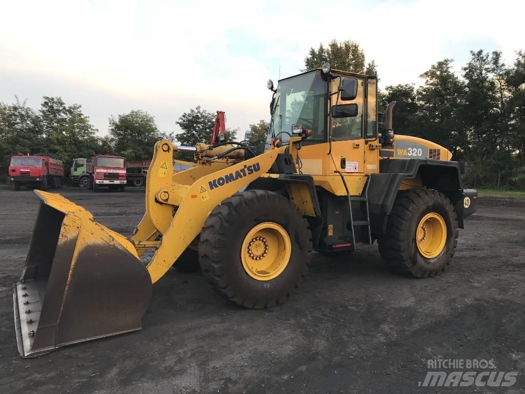 Komatsu WA320-5H  휠로우더