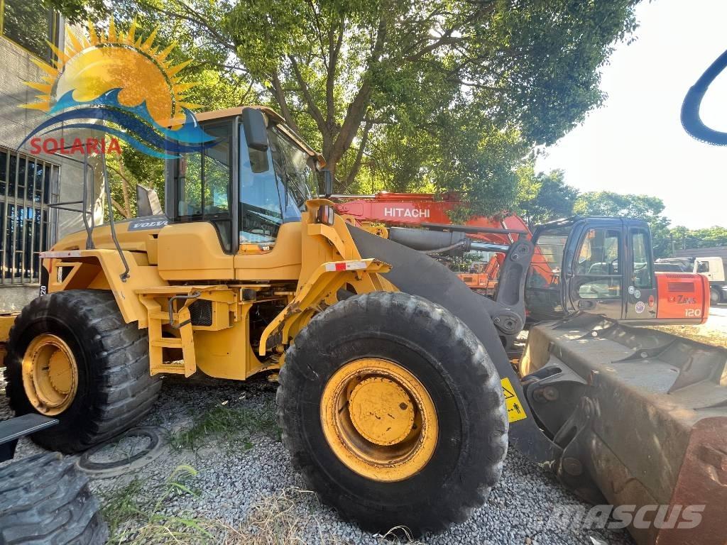 Volvo L 120 F  휠로우더