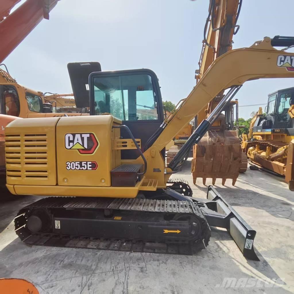 CAT 305.5 E 소형 굴삭기 7톤 미만