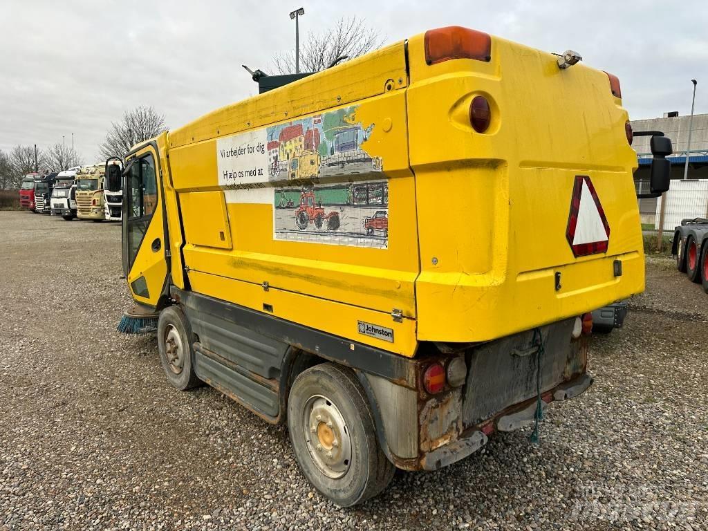 Johnston CN400 도로 청소차