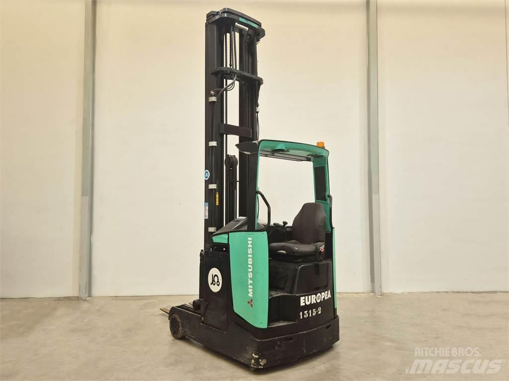 Mitsubishi RB16NH 리치 트럭