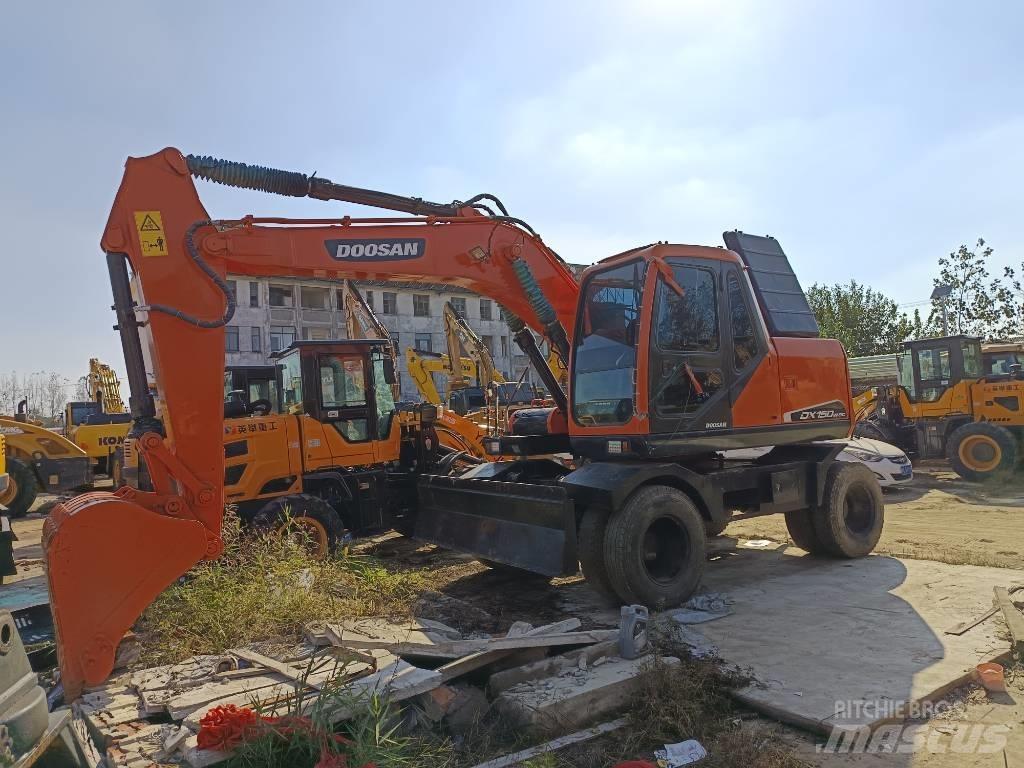 Doosan DH 150 W-7  휠 굴삭기