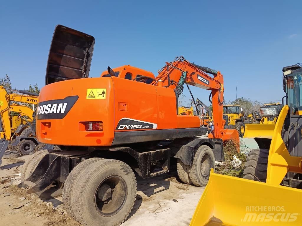 Doosan DH 150 W-7  휠 굴삭기