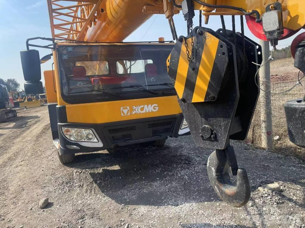 XCMG QY 70 K R/T 크레인