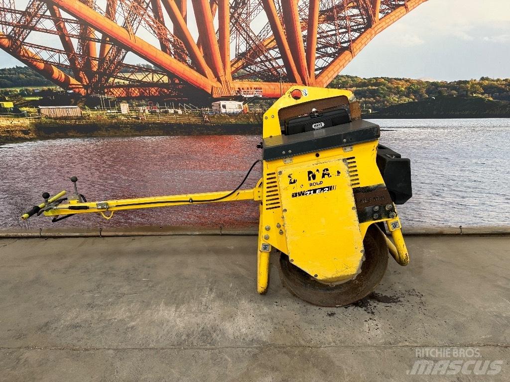 Bomag BW 71 E-2 싱글 드럼 롤러
