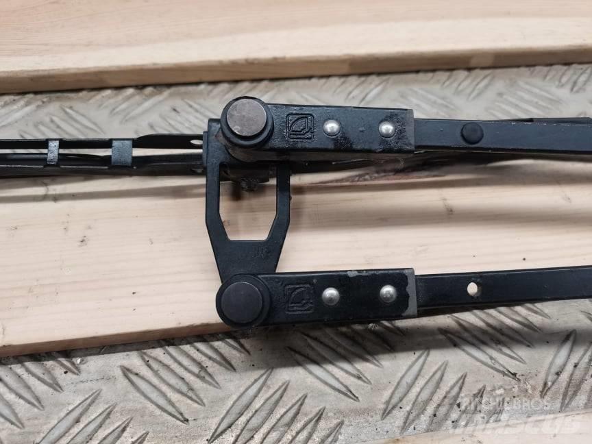 Manitou MLT .... wiper 캐빈 및 인테리어