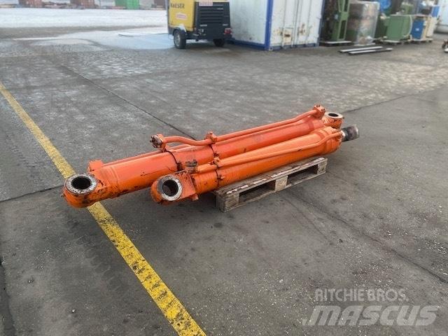 Fiat-Hitachi FH 450 유압식 기계