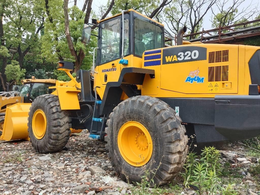 Komatsu WA320-5  휠로우더