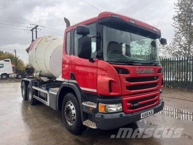 Scania P 320 콘크리트 믹서트럭