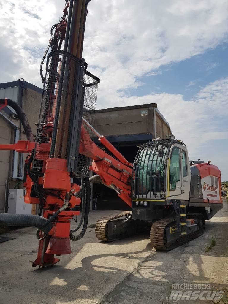 Sandvik DI 550 도로 굴착기