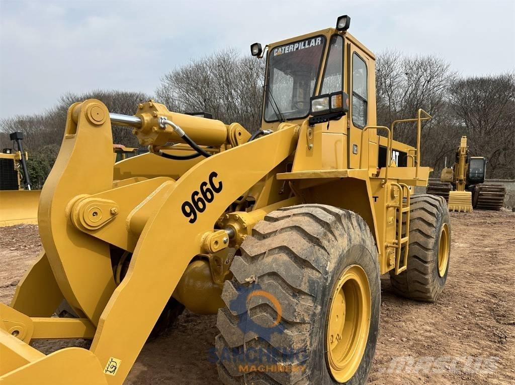 CAT 966C  휠로우더