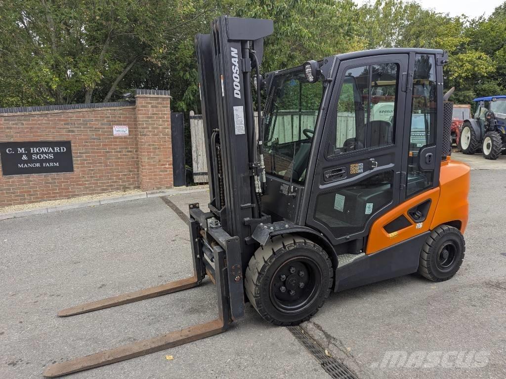 Doosan D 35 C-9 디젤 지게차