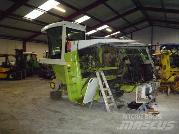 CLAAS 800 series 건초 및 사료 기계 액세서리