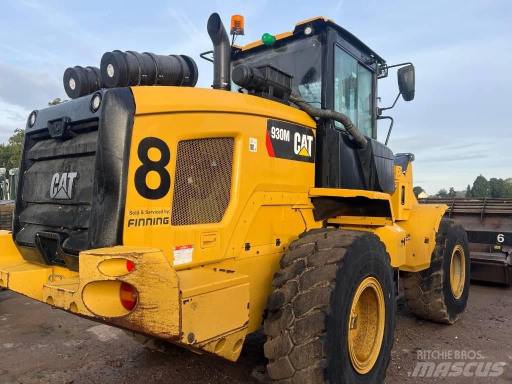 CAT 930 M  휠로우더
