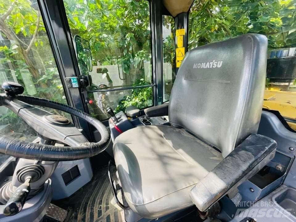 Komatsu WA380-8  휠로우더