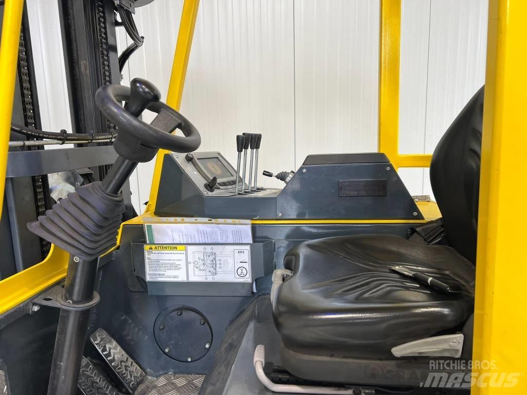Combilift CBE3000 4방향 리치트럭