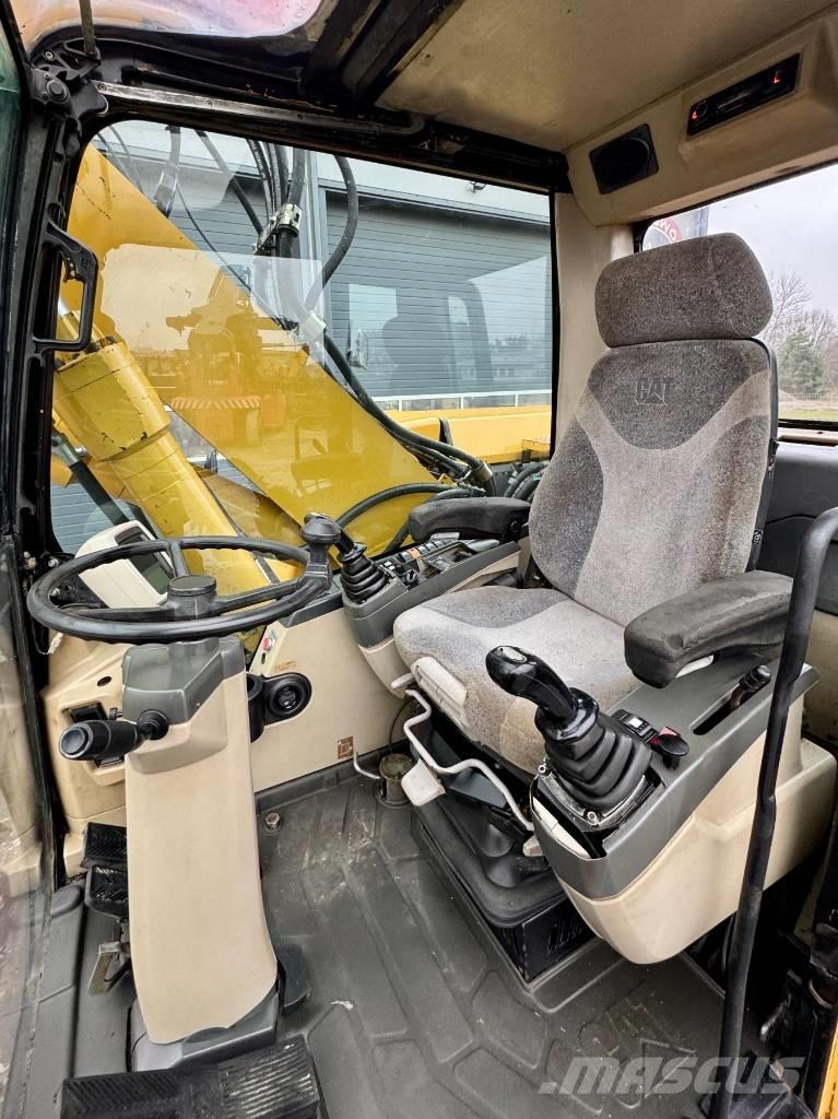 CAT M 316 C  휠 굴삭기