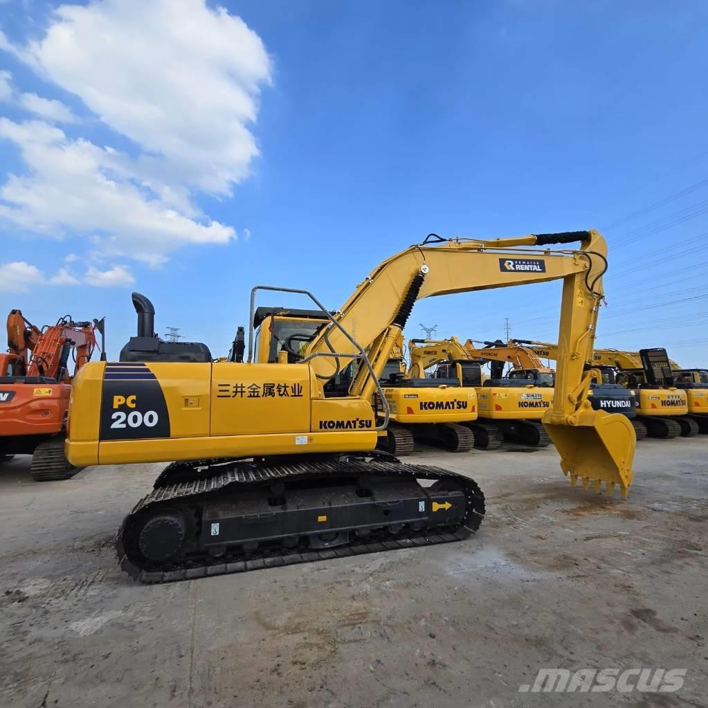 Komatsu PC 200-8 대형 굴삭기 29톤 이상