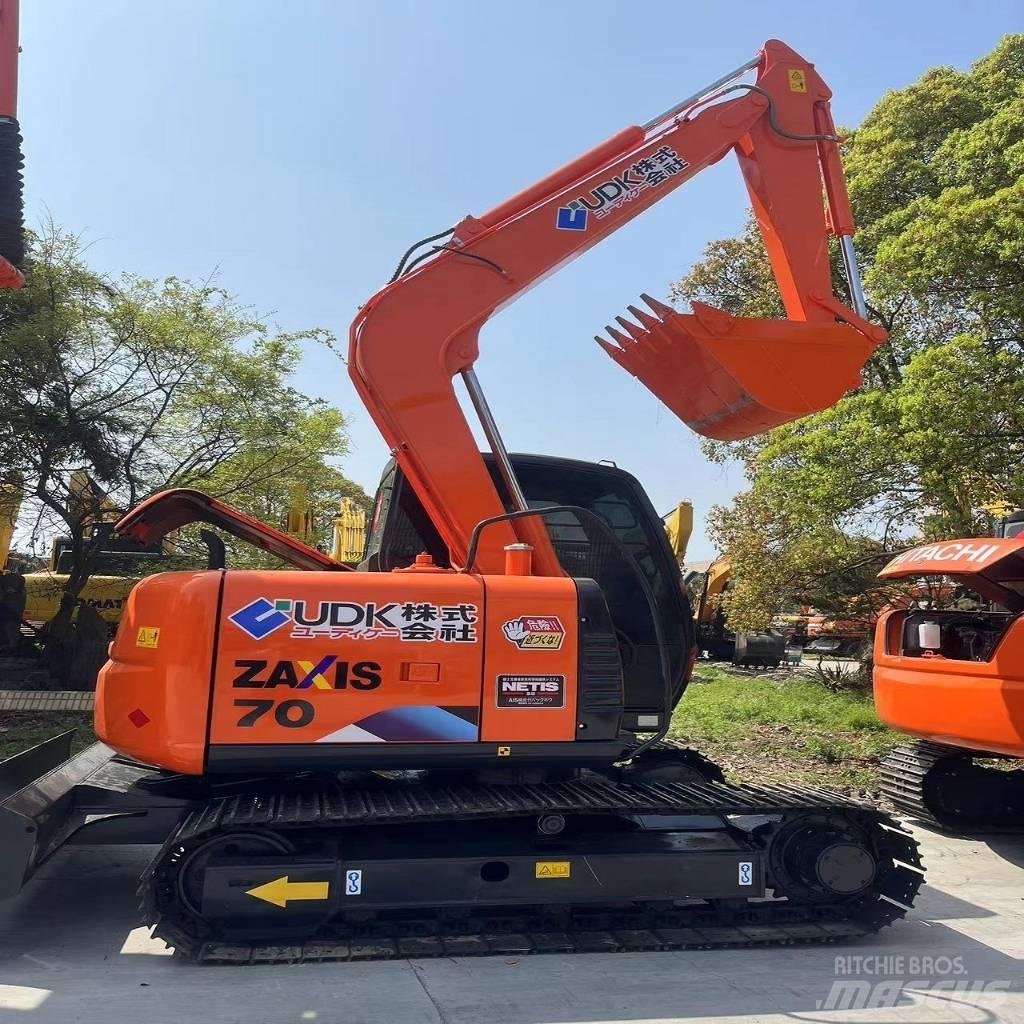 Hitachi ZX 70 대형 굴삭기 29톤 이상