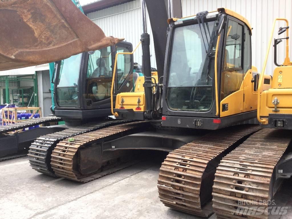 Volvo EC220DL 대형 굴삭기 29톤 이상