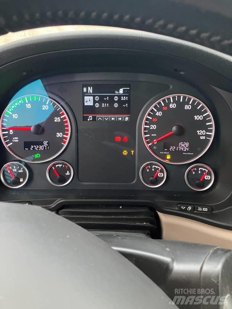 MAN TGX 26.500 6X2 훅 리프트 트럭