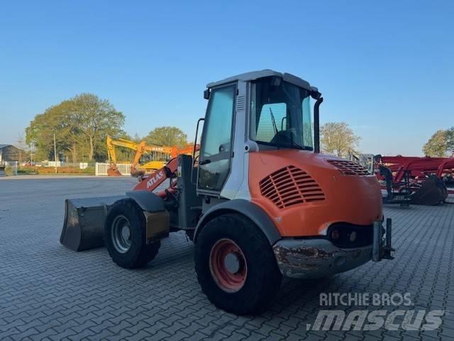 Atlas AR 80  휠로우더