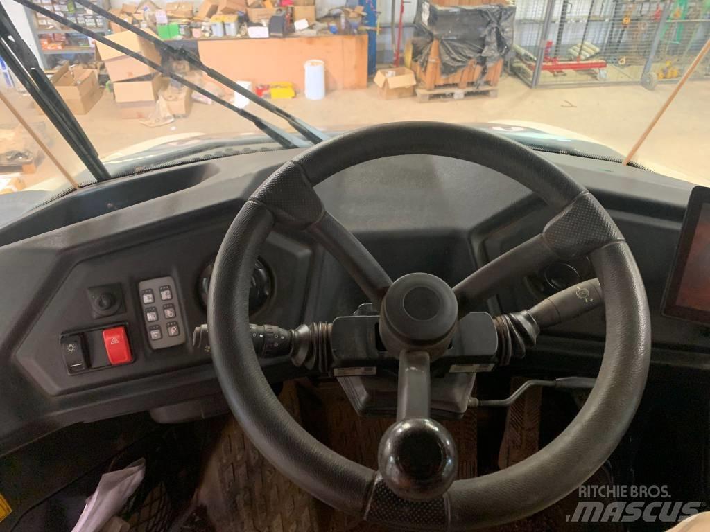 Liebherr TA 230 연결식 홀러