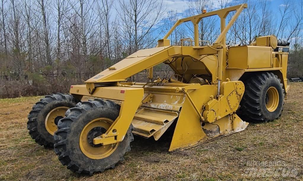 CAT SS 250 B 토양 다짐기