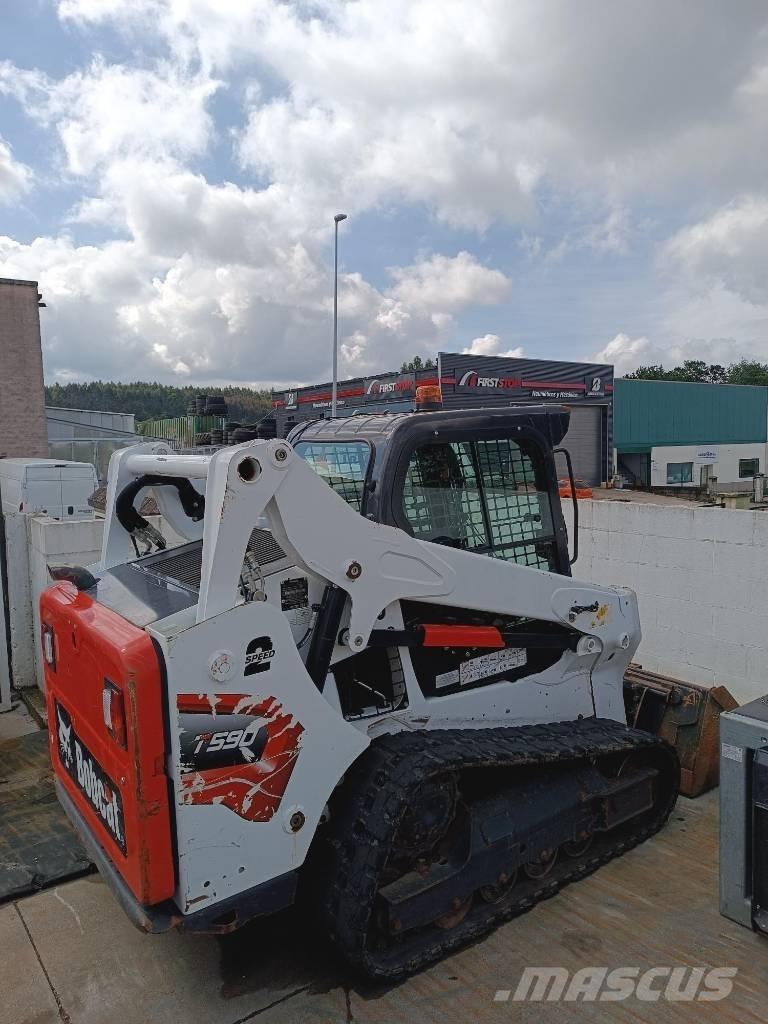 Bobcat T 590 HF  스키드로더
