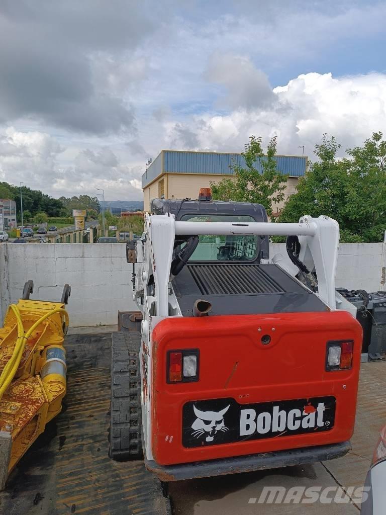 Bobcat T 590 HF  스키드로더