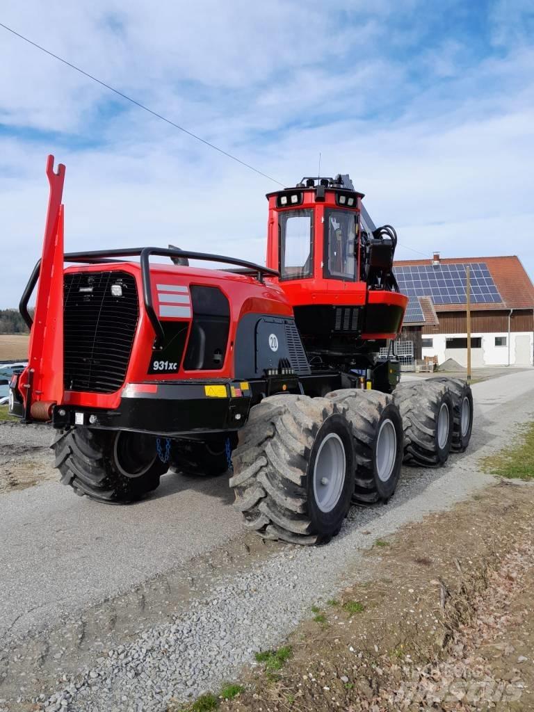 Komatsu 931xc 원목 하베스터