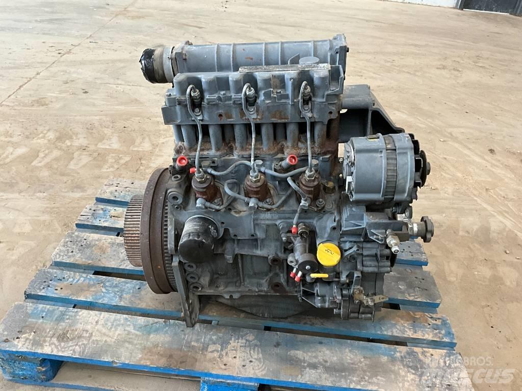 Deutz F3M2011 엔진