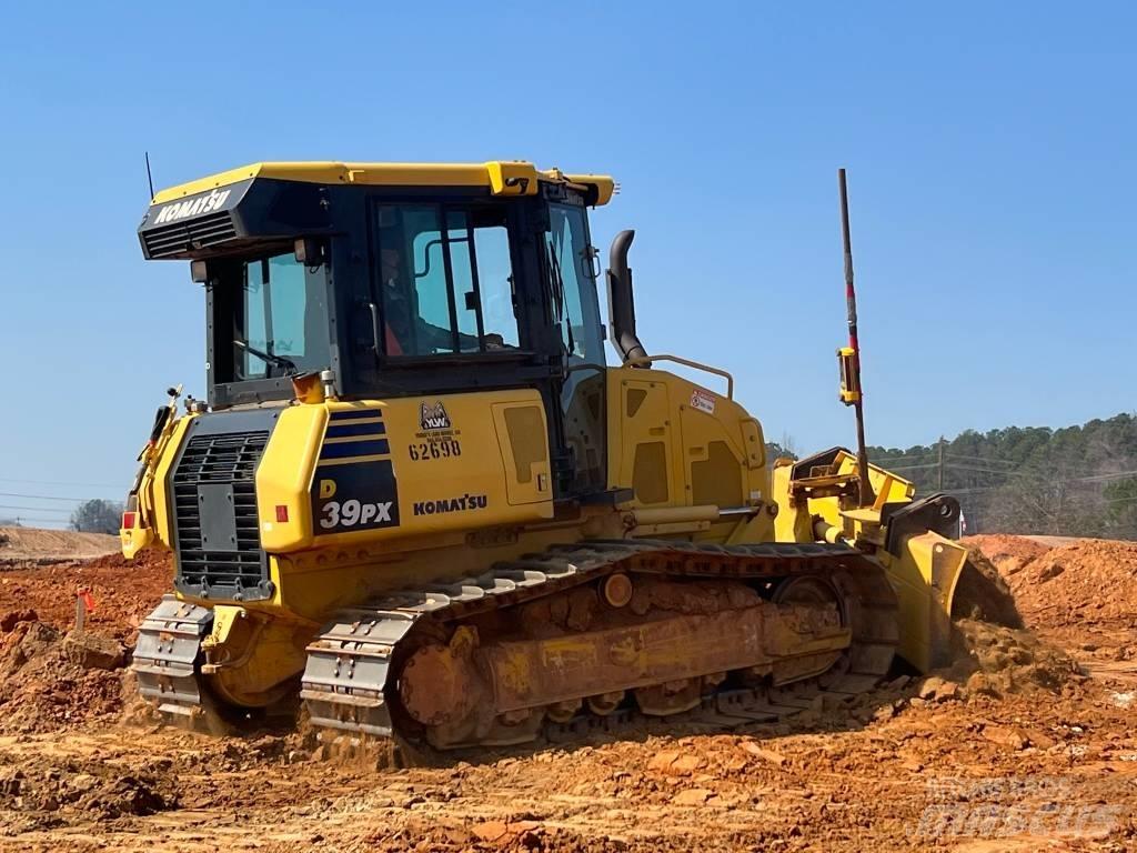 Komatsu D39px-24 크롤러 도저