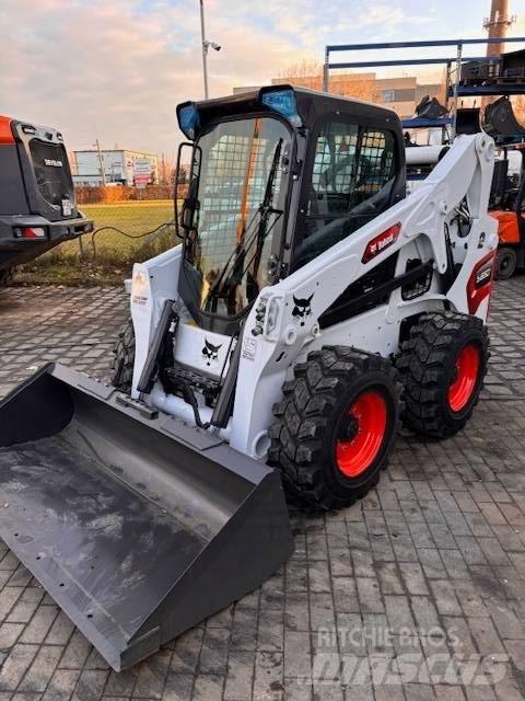 Bobcat S 650  스키드로더