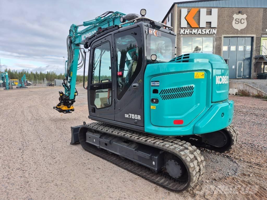 Kobelco SK75SR-7 중형굴삭기 7톤-28톤