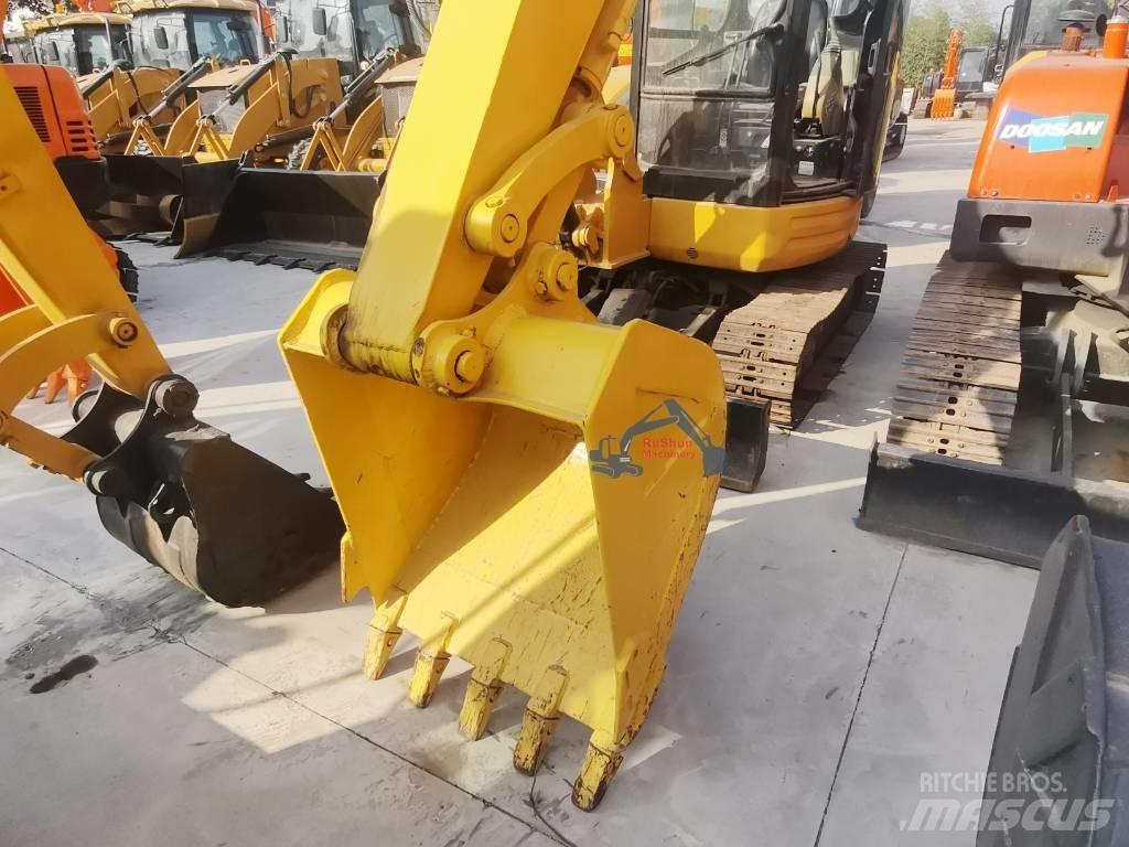 Komatsu PC60 소형 굴삭기 7톤 미만
